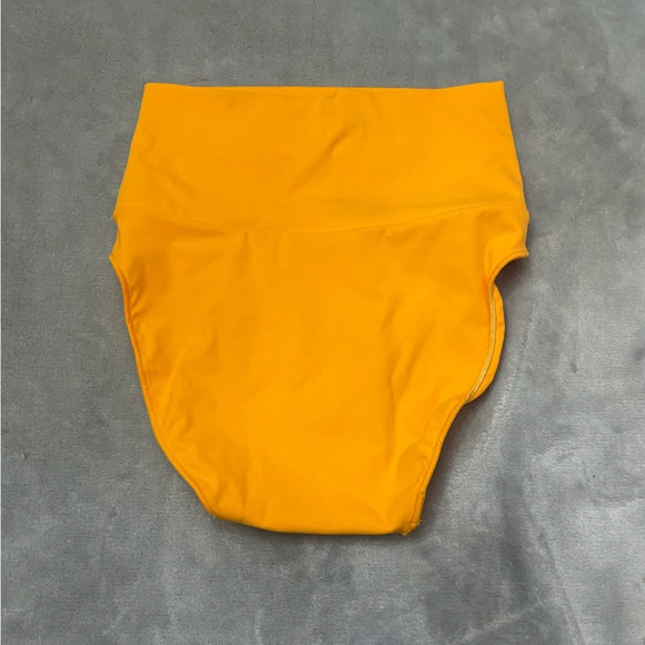 New! It’s Now Cool x Free People Contour High Waist Bikini Bottom 27284 - Picture 6 of 7